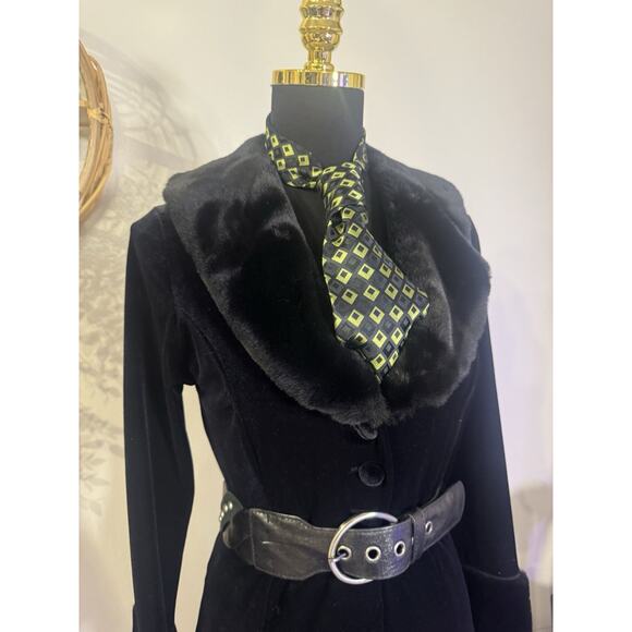 Vintage 90s Goth Formal Velour Robe/Coat Faux Fur Collar/Cuff Dark Romance Domme - Picture 16 of 16